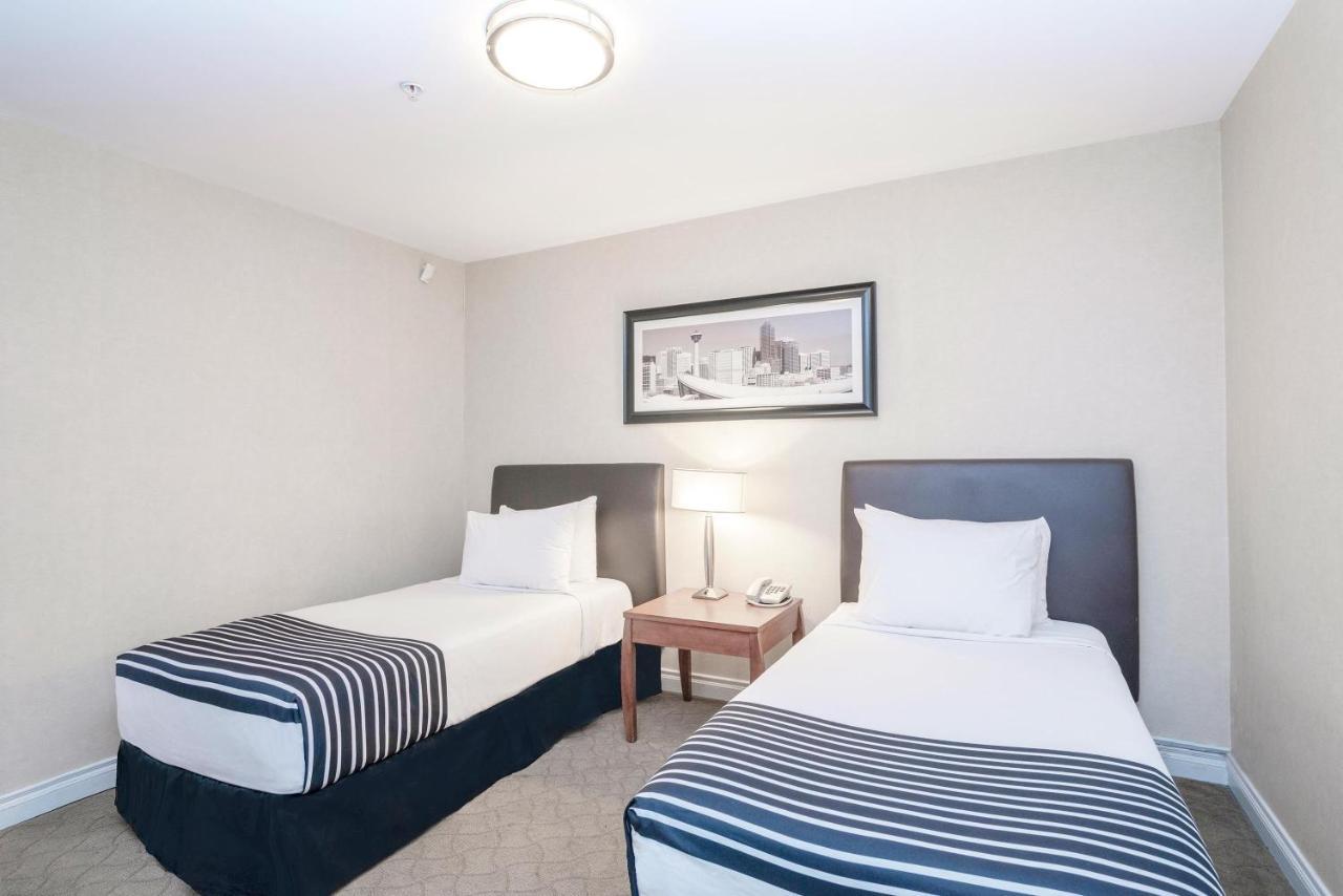Sandman Hotel & Suites Calgary West Dış mekan fotoğraf