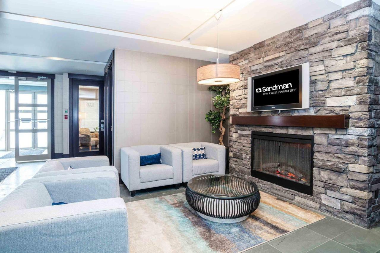 Sandman Hotel & Suites Calgary West Dış mekan fotoğraf